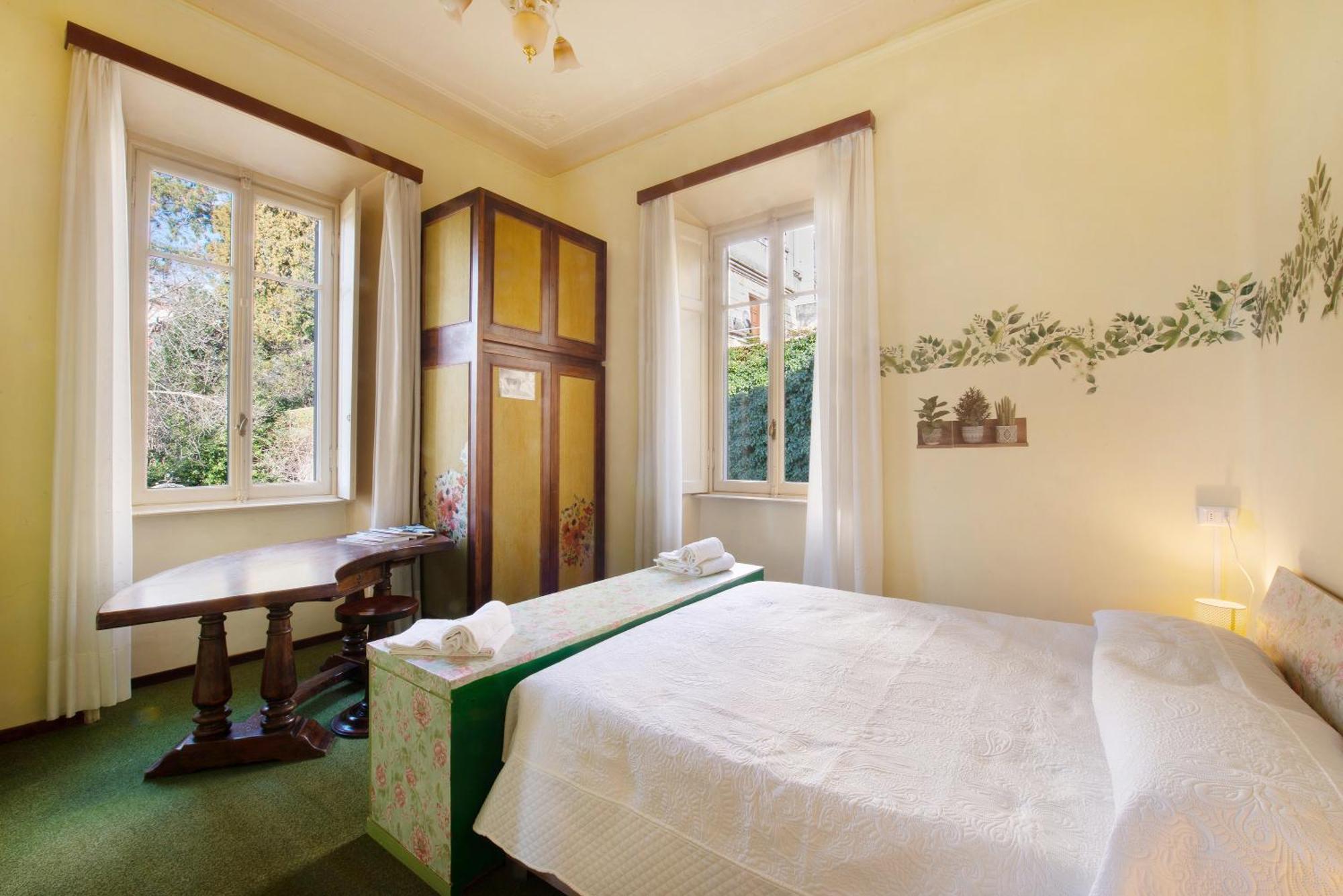 App Mughetto In Villa Marchello Brunate Exterior foto